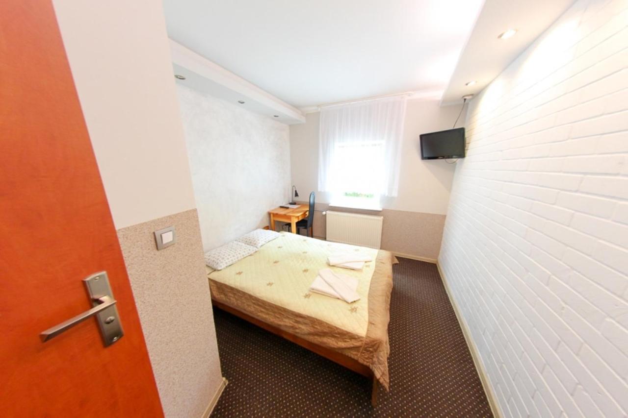 Pensjonat U Janiny Boleslawiec Boleslawiec  Exteriér fotografie